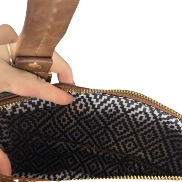 Madison West Womens Distressed Vegan Leather Shoulder Bag Brown Western Boho - Picture 11 of 11